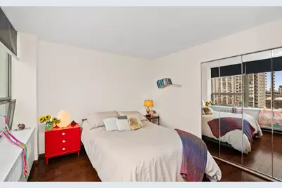 [Address not provided], Chicago, IL 60610 - Photo 11