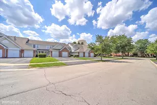 208 Westminster Ct, Schaumburg, IL 60193 - Photo 21