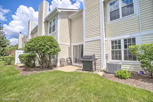 208 Westminster Ct, Schaumburg, IL 60193 - Photo 15