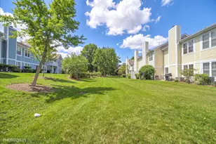 208 Westminster Ct, Schaumburg, IL 60193 - Photo 17