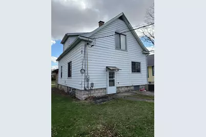 411 W Humiston Street, Pontiac, IL 61764 - Photo 3