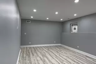 5029 S Indiana Ave, Chicago, IL 60615 - Photo 11