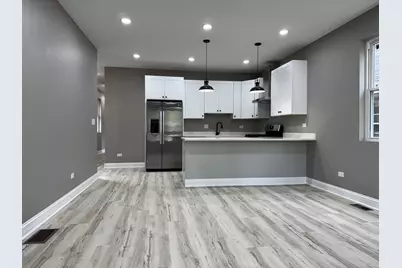 5029 S Indiana Avenue, Chicago, IL 60615 - Photo 3