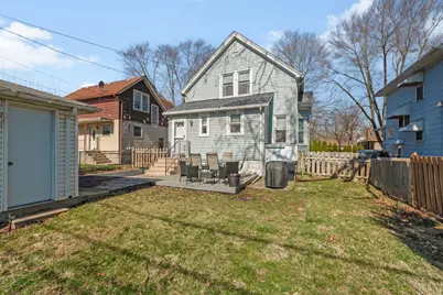 920 W Park Avenue, Joliet, IL 60436 - Photo 17