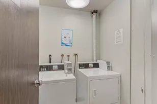 6103 Knoll Valley Dr, Willowbrook, IL 60527 - Photo 15