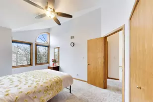 943 W Essex Pl, Arlington Heights, IL 60004 - Photo 39