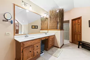 40W035 Deer Run Dr, Saint Charles, IL 60175 - Photo 29