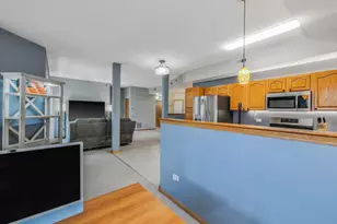 3135 Town Square Dr, Rolling Meadows, IL 60008 - Photo 9