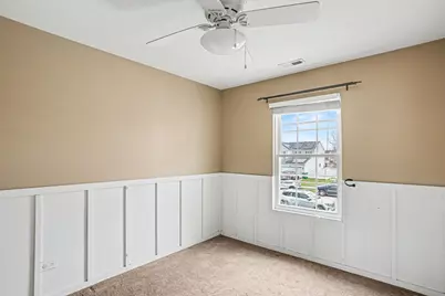 909 Mission Boulevard, Joliet, IL 60436 - Photo 11