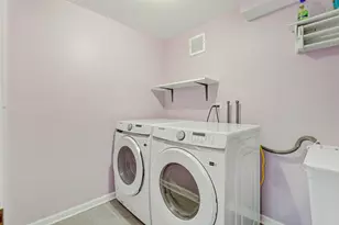 8621 W Madison Dr, Niles, IL 60714 - Photo 21