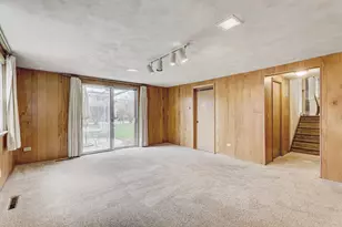 8621 W Madison Dr, Niles, IL 60714 - Photo 19