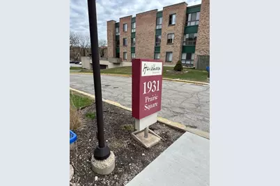 1931 Prairie Square #226, Schaumburg, IL 60173 - Photo 3