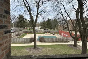 1931 Prairie Square, Schaumburg, IL 60173 - Photo 15