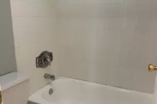 1931 Prairie Square, Schaumburg, IL 60173 - Photo 23