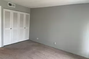 1931 Prairie Square, Schaumburg, IL 60173 - Photo 19