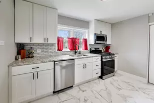 321 S Gilbert Ave, La Grange, IL 60525 - Photo 5