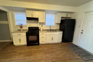 617 W 43rd Pl, Chicago, IL 60609 - Photo 7