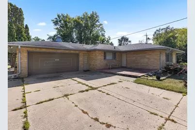 2916 School Street, Rockford, IL 61101 - Photo 1