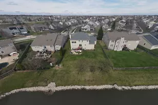 343 Copper Springs Ln, Elgin, IL 60124 - Photo 45