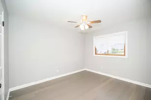 729 Blackhawk Dr, University Park, IL 60484 - Photo 9