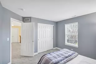 2124 Amelia Ln, Hoffman Estates, IL 60192 - Photo 29