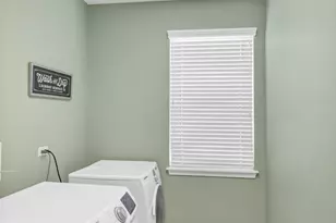 2124 Amelia Ln, Hoffman Estates, IL 60192 - Photo 27