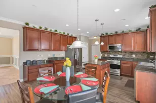 2124 Amelia Ln, Hoffman Estates, IL 60192 - Photo 21