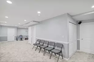 2124 Amelia Ln, Hoffman Estates, IL 60192 - Photo 39