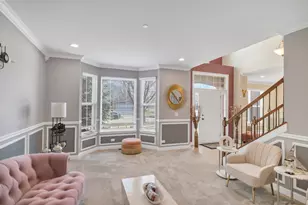 2124 Amelia Ln, Hoffman Estates, IL 60192 - Photo 5