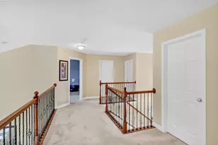 2124 Amelia Ln, Hoffman Estates, IL 60192 - Photo 41