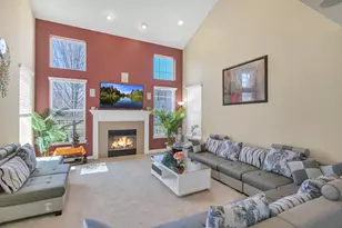2124 Amelia Ln, Hoffman Estates, IL 60192 - Photo 7