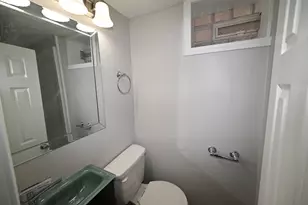 7927 S Jeffery Blvd, Chicago, IL 60617 - Photo 21