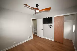 7927 S Jeffery Blvd, Chicago, IL 60617 - Photo 17