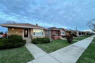 12401 Justine St, Calumet Park, IL 60827 - Photo 1