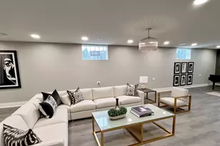 12401 Justine St, Calumet Park, IL 60827 - Photo 13