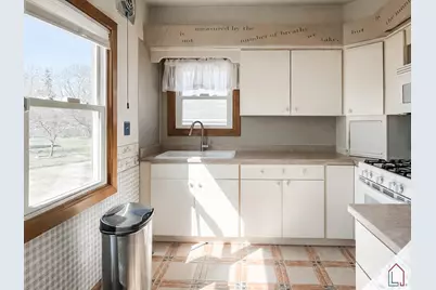 630 E 170th Street, South Holland, IL 60473 - Photo 7
