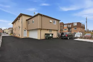 10301 McVicker Ave, Chicago Ridge, IL 60415 - Photo 3