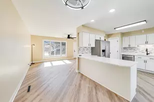 54 Bonds Dr, Bourbonnais, IL 60914 - Photo 7