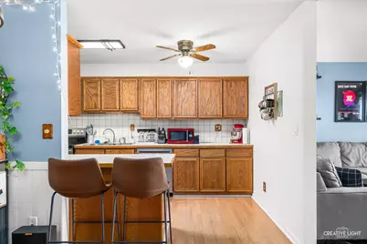 1050 N Farnsworth Avenue #403, Aurora, IL 60505 - Photo 7