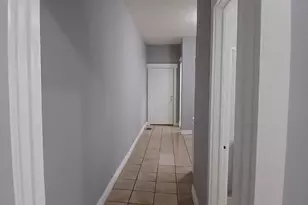 4056 W Hirsch St, Chicago, IL 60651 - Photo 9