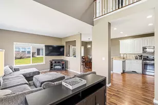 17634 S Alta Dr, Lockport, IL 60441 - Photo 7