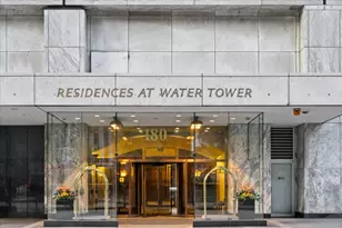 180 E Pearson St, Chicago, IL 60611 - Photo 3