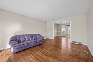 21W080 22nd St, Lombard, IL 60148 - Photo 5