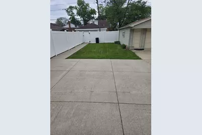 14529 S Emerald Avenue, Riverdale, IL 60827 - Photo 27