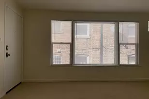 11137 S Emerald Ave, Chicago, IL 60628 - Photo 7