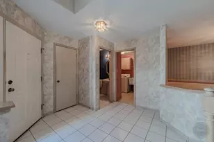 8444 Sandalwood Ct, Darien, IL 60561 - Photo 19