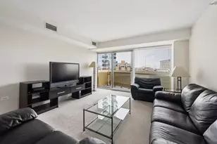 1720 Maple St, Evanston, IL 60201 - Photo 7