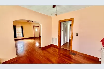 800 W McCord Street, Centralia, IL 62801 - Photo 11