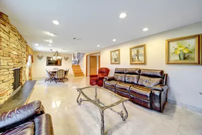 5000 Pratt Avenue, Skokie, IL 60077 - Photo 25