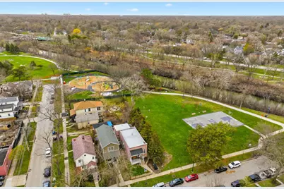 2144 Dewey Avenue, Evanston, IL 60201 - Photo 11